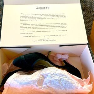 Repetto Paris Baya T-Strap Heels